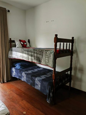 Quarto compartilhado 4 pessoas
